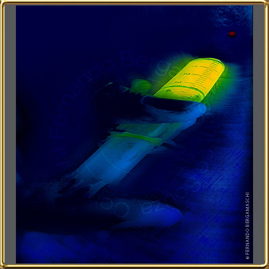 uv fluorescence on syringe